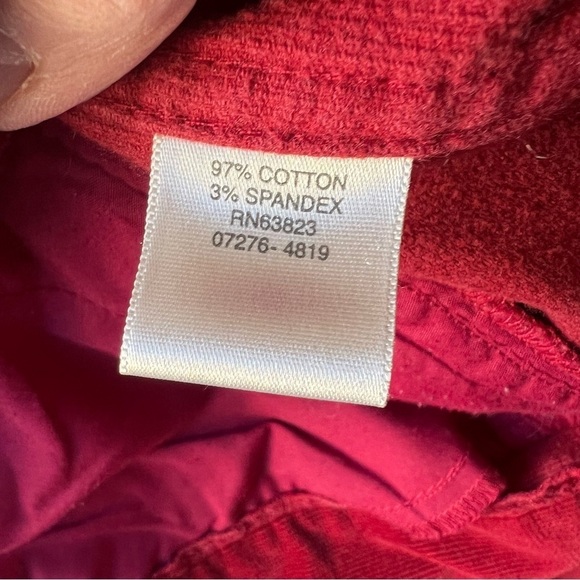 DARK RED STRETCH CORDUROY BUTTON FRONT JACKET SIZE LARGE - Picture 3 of 7